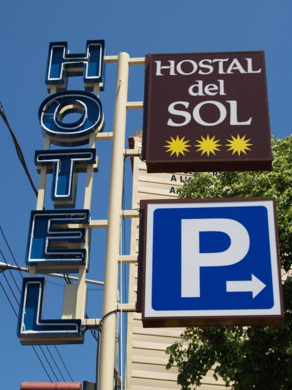 Hotel Hostal Del Sol Sant Feliu de Guíxols Exterior foto